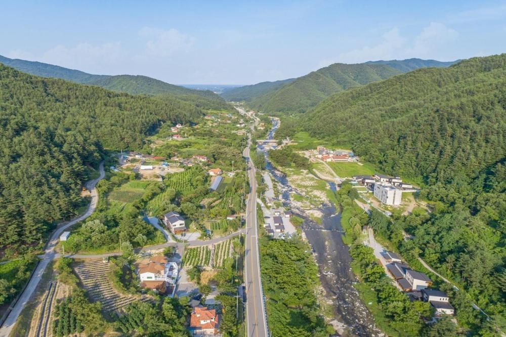 Gangneung Chunja Yeoinsook Hotel Luaran gambar